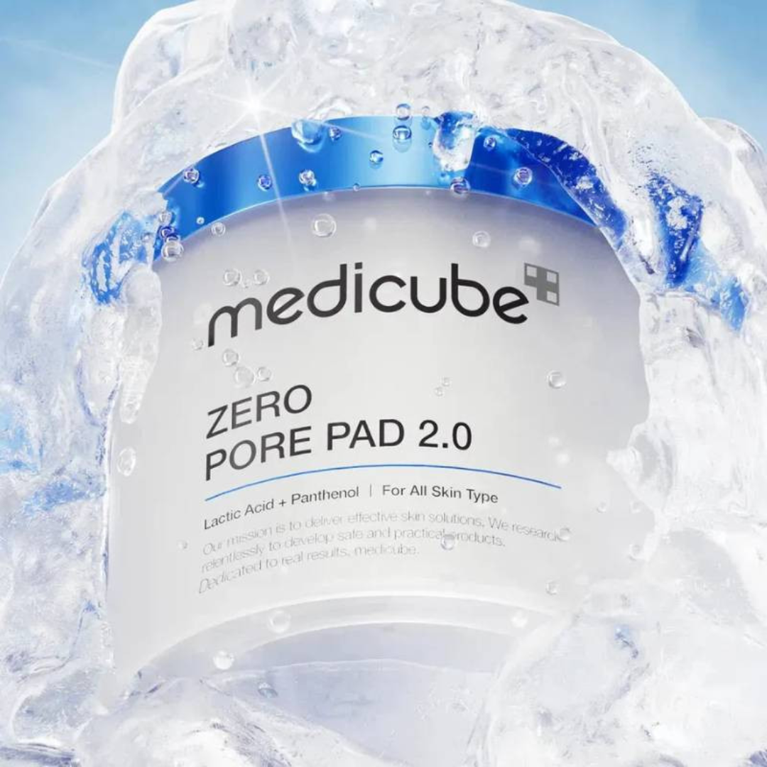 Medicube Zero Pore Pad 2.0 product with water splash effect