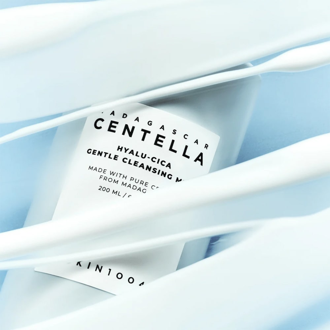 White cleansing wipes with Madagascar Centella Hyalu-Cica label on a light blue background